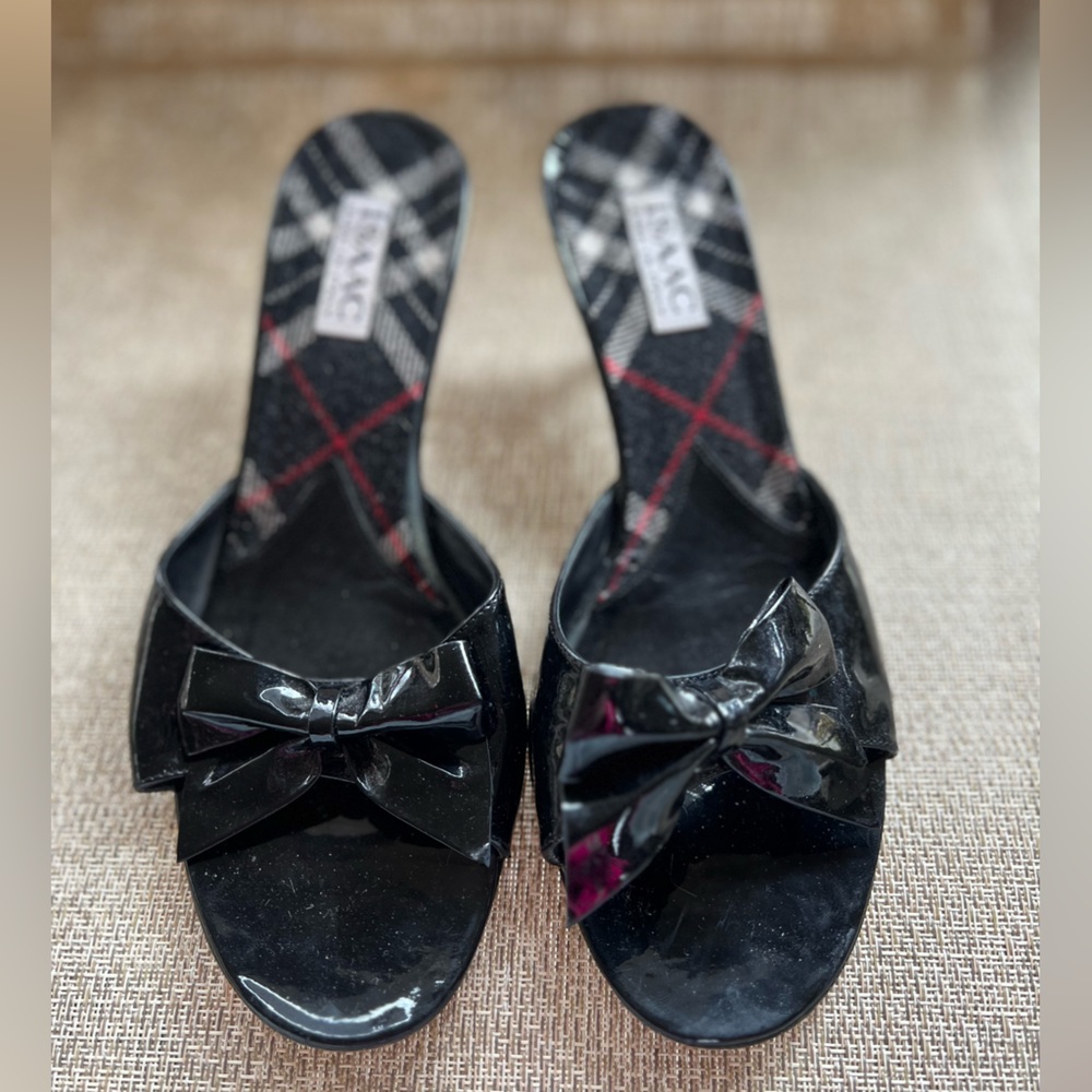 ISAAC Made in Italy Bow Black Heels Size 9